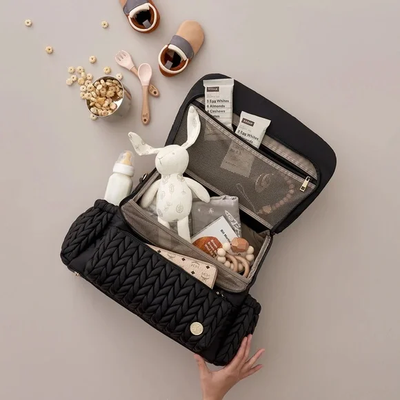 HAPP Levy Backpack Black - Brand New - Diaper Bag - Picture 2 of 7